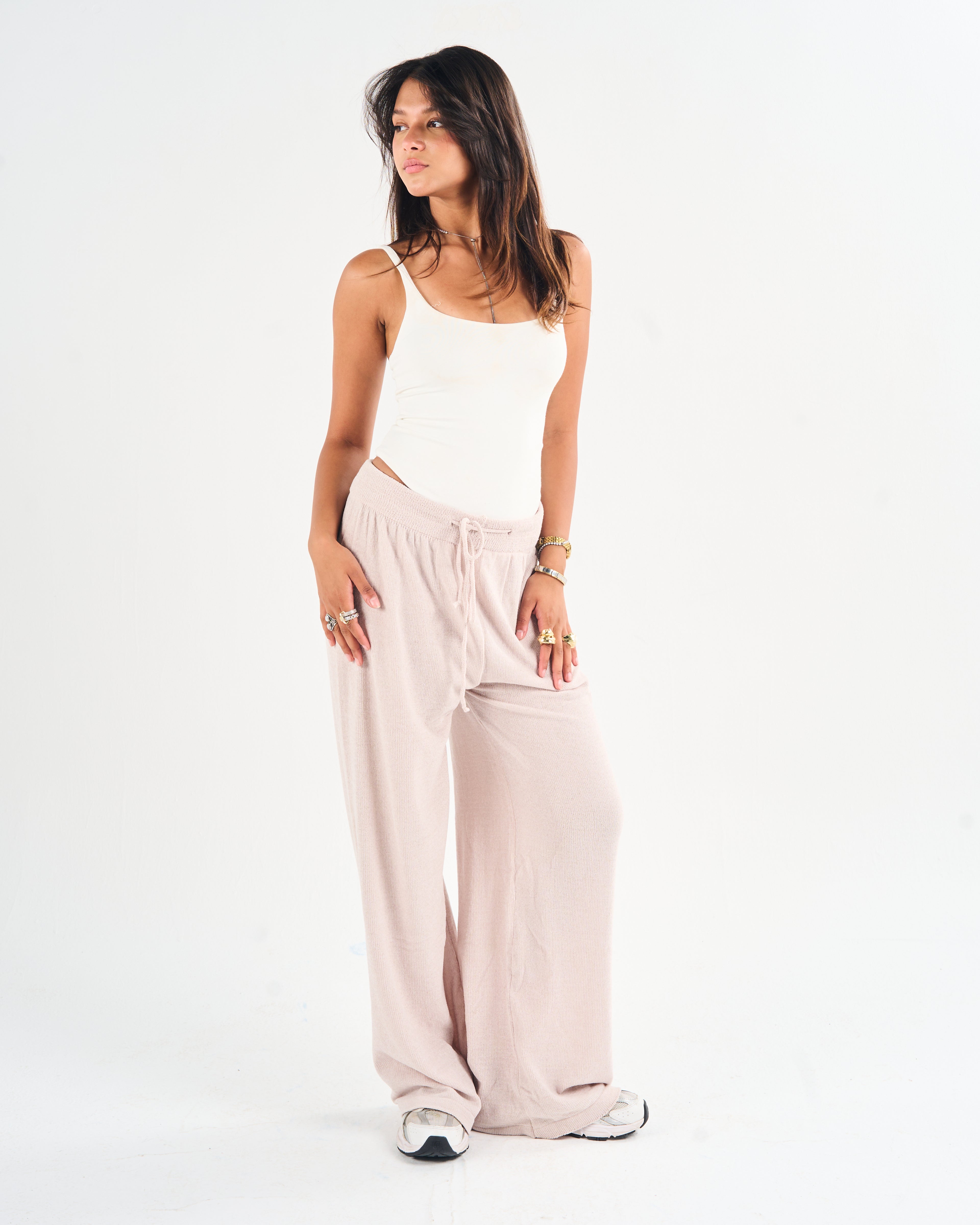 Doughy Light-Weight knitted Pants